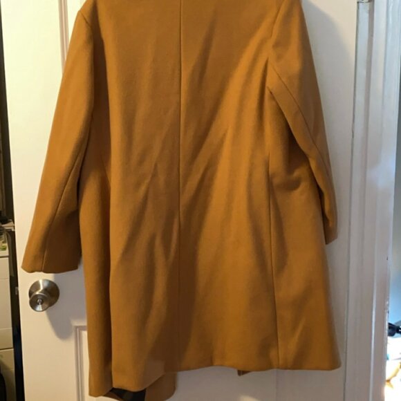 Long Women's Caramel/Tan Car Coat - size 1X - Picture 5 of 5